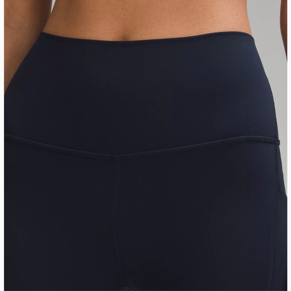 Lululemon 25” True Navy High-Waisted Align Leggings with Pockets - Picture 5 of 9